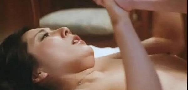  Actress Tai Sex On Bed Scene From Milk The Maid 2013